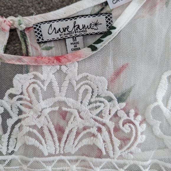 Sheer rose lace floral print blouse size Medium - Picture 2 of 10